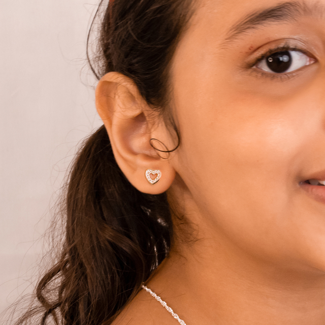 BR CORAÇÃO VAZADO C/ZIRCONIA INF