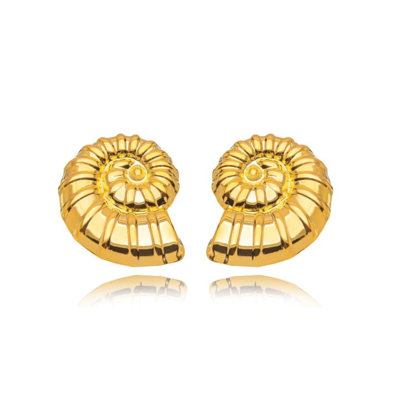 BRINCO CONCHA ESCULTURAL - BANHO DE OURO 18K