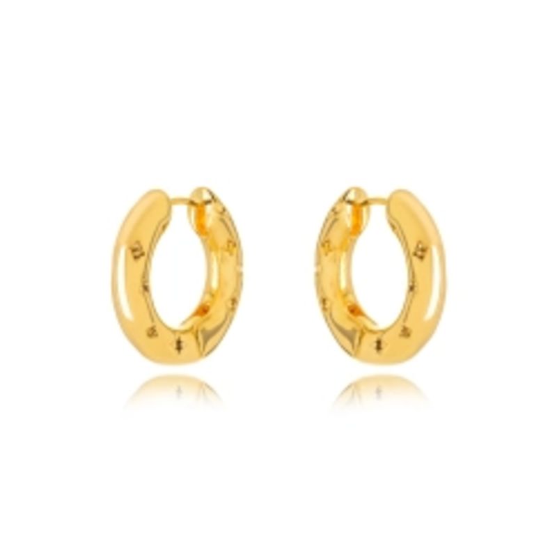 BRINCO ARGOLA DETALHADA LISA EM BANHO DE OURO 18K