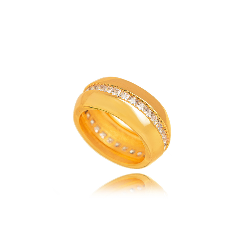 ANEL BOMBÊ ROBUST EM  BANHO DE OURO 18K COM ZIRCÔNIAS PRINCESS - CUT