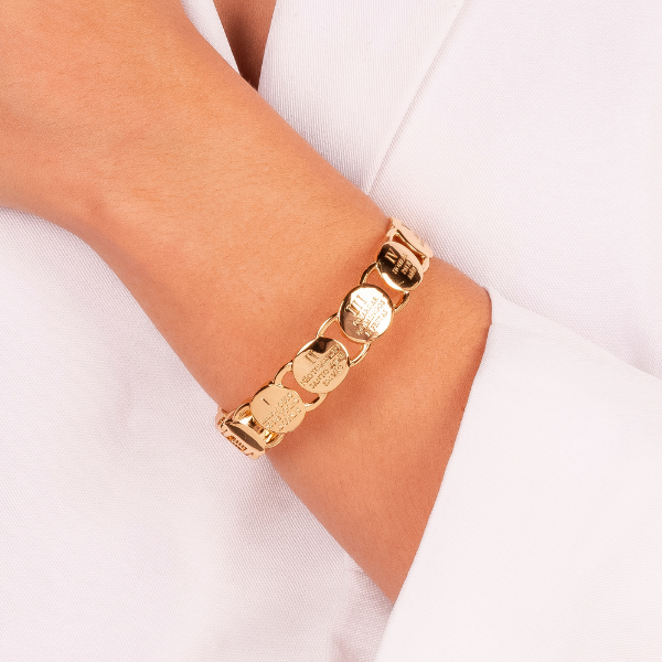 PULSEIRA BRACELETE RÍGIDO DEZ MANDAMENTOS EM BANHO DE OURO 18K