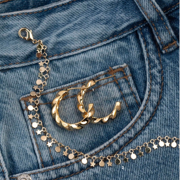 PULSEIRA MEDALHA E ESTRELAS LISAS EM BANHO DE OURO 18K