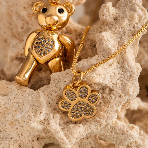 COLAR VENEZIANA COM PINGENTE PATINHA CRAVEJADA -  BANHO DE OURO 18K