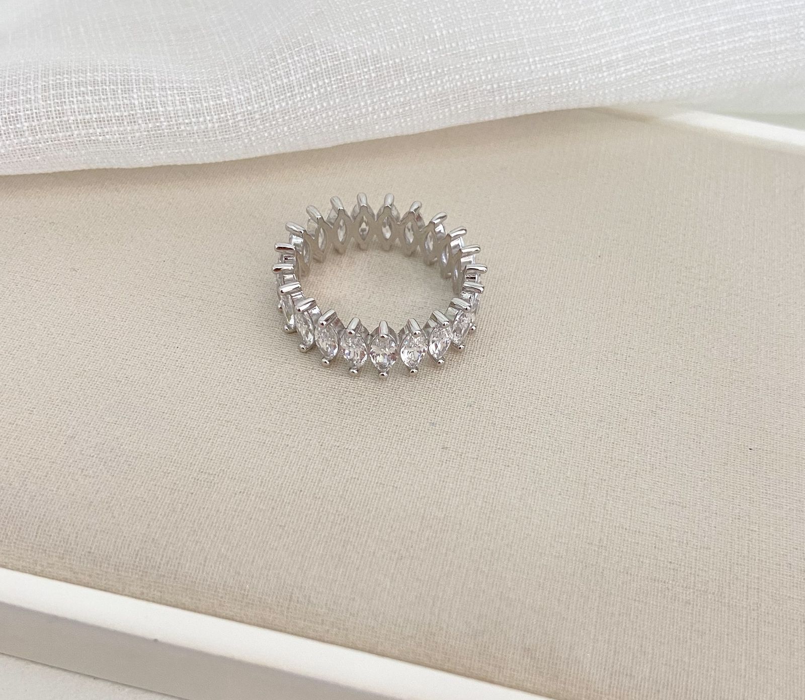 ANEL PT EM PEDRAS 3MM