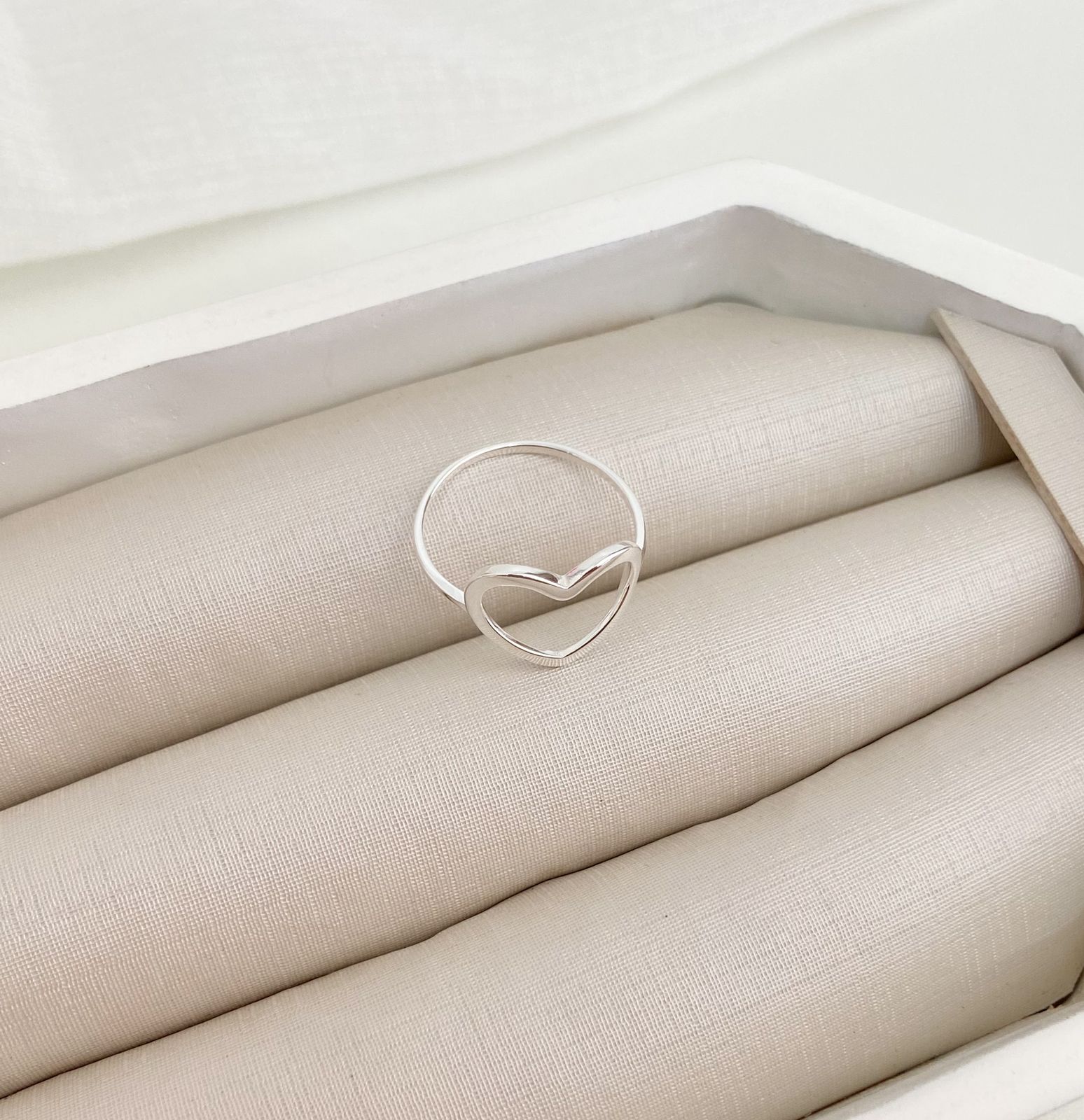 ANEL PT CORAÇÃO LISO 925