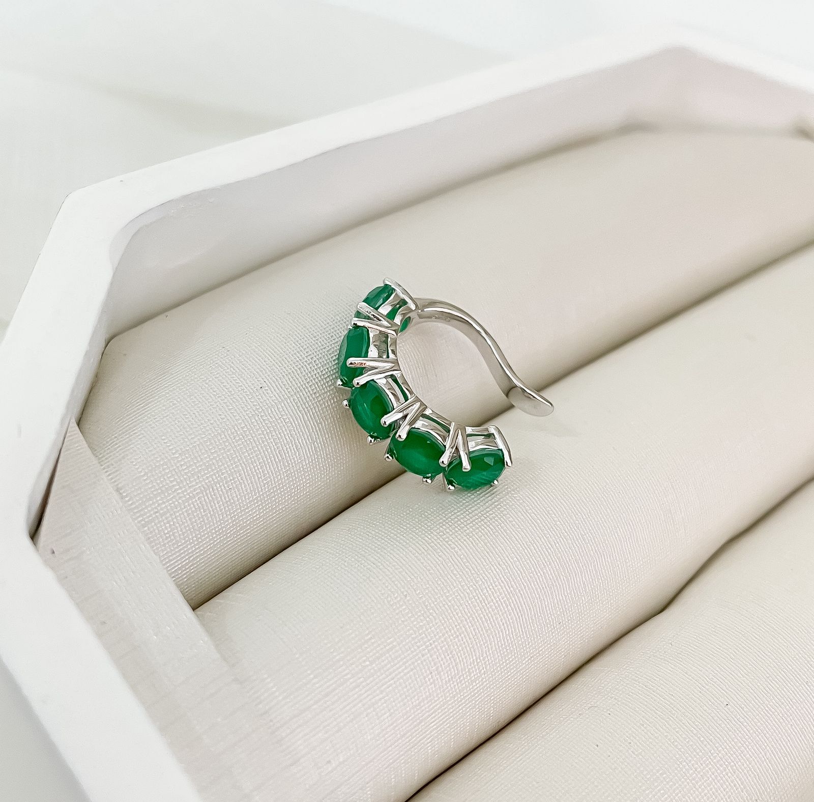 PIERCING PT EM PEDRAS