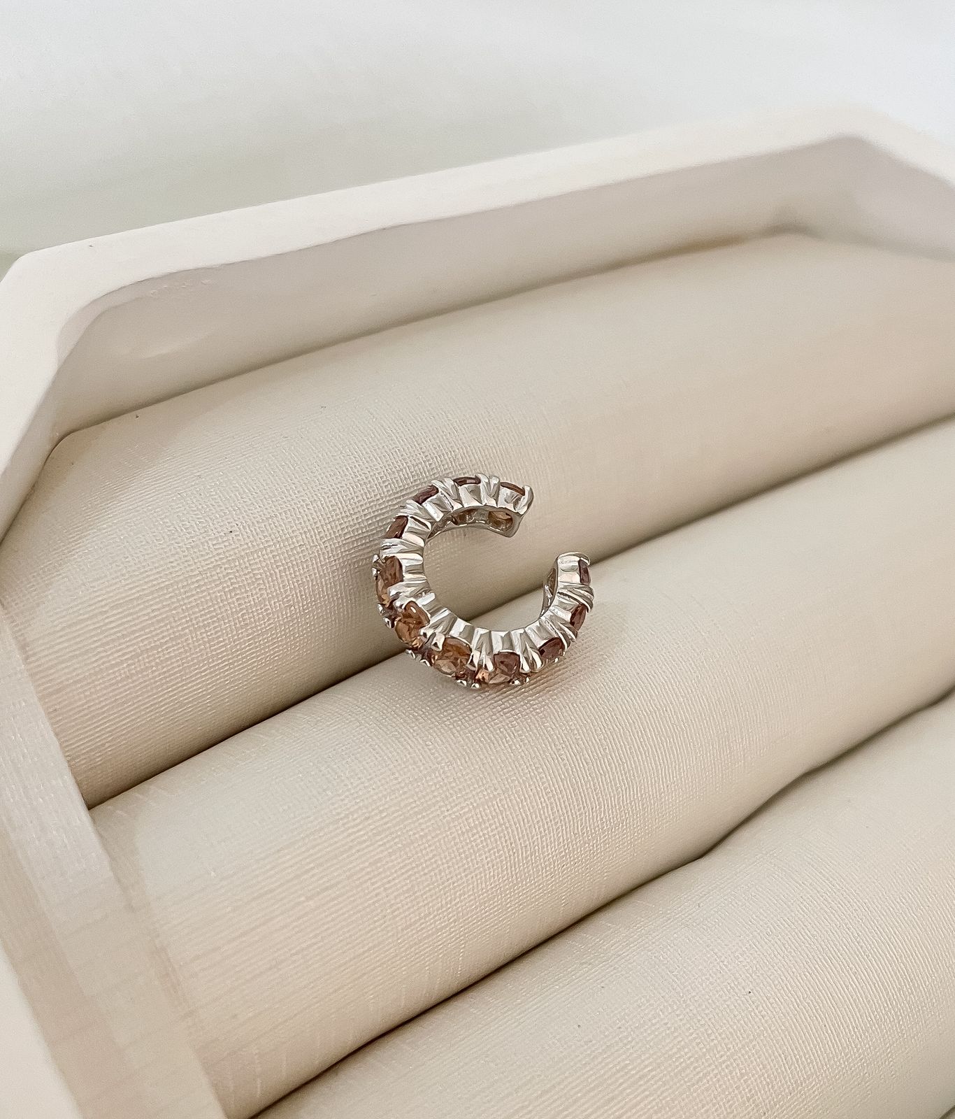 PIERCING PT EM PEDRAS