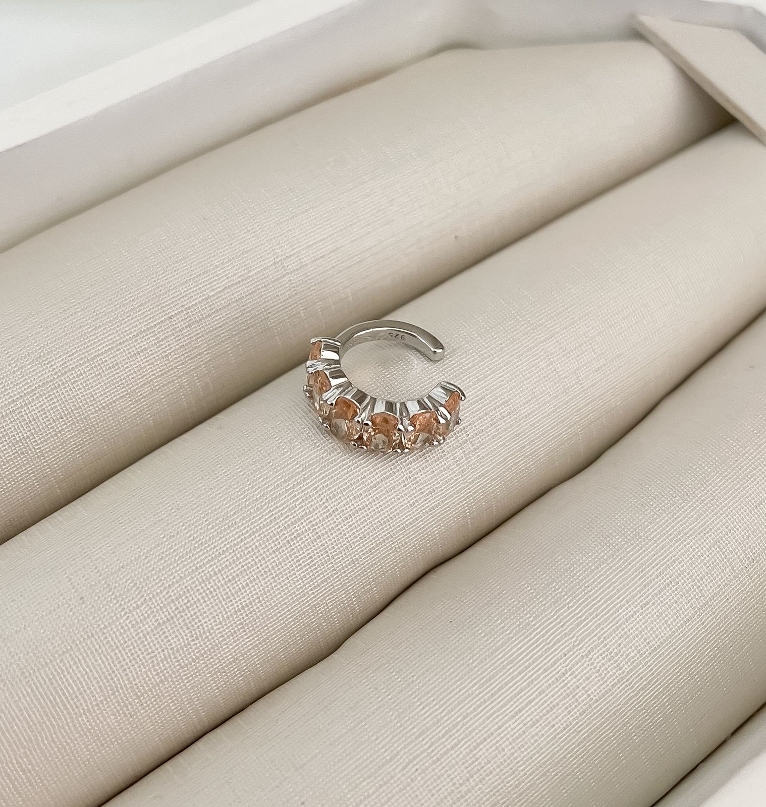 PIERCING PT EM PEDRAS