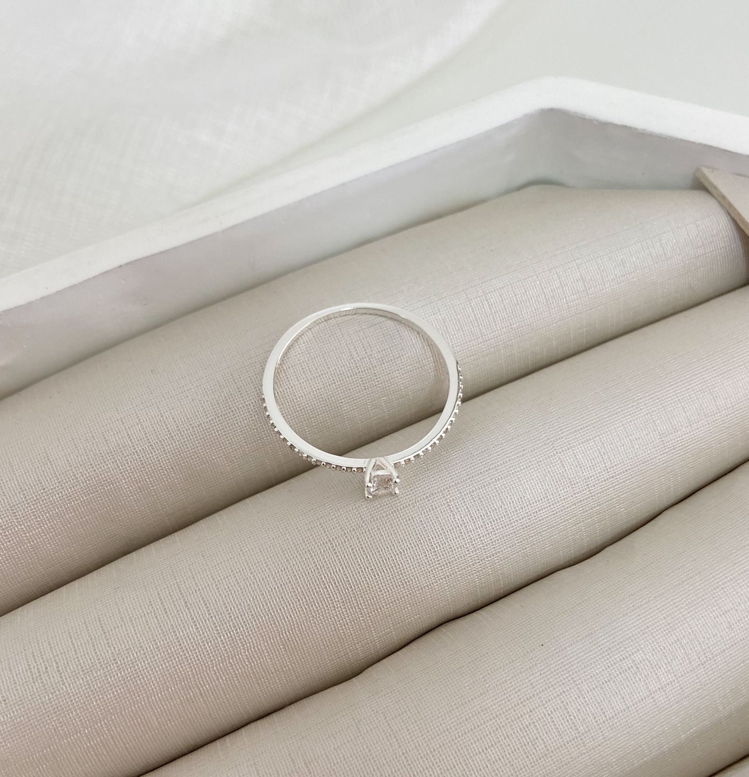 ANEL PT SOLITÁRIO PEDRA PEQUENA