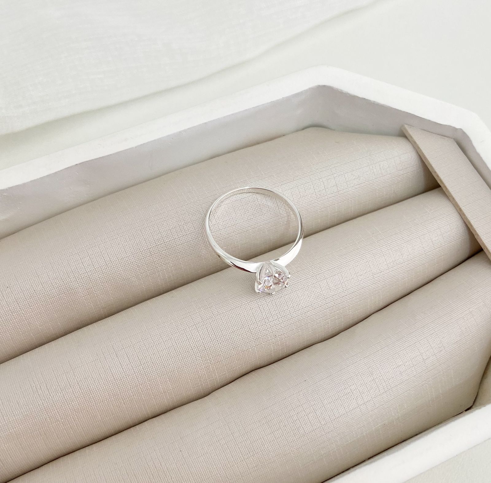 ANEL PT SOLITÁRIO 6MM