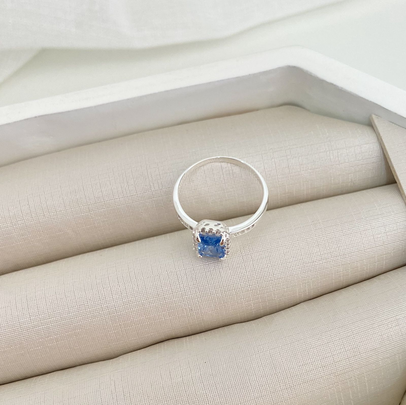 ANEL PT PEDRA AZUL CRVAEJADA