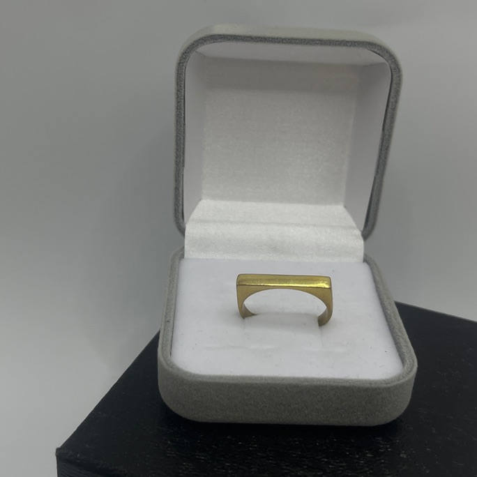 Anel reto moeda antiga