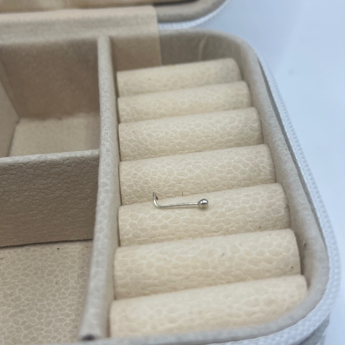 Piercing bolinha simples