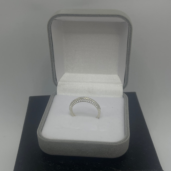 Aparador aro cravejado