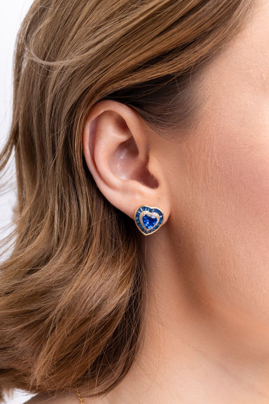 Brinco coração azul cravejado Mariah - Bruna Semijoias