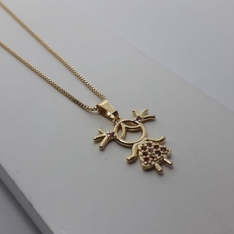 Colar Menina com Chiquinhas e Vestido Cristais Rosa 45cm Banhado a Ouro 18k