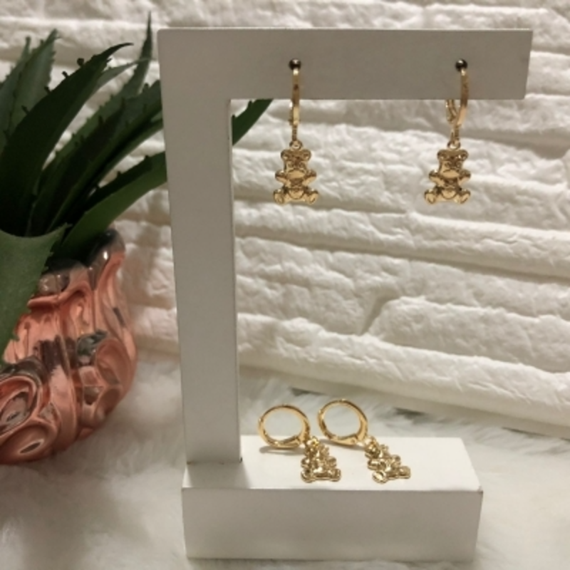 Brinco Argolinha Urso Banhado a Ouro 18k