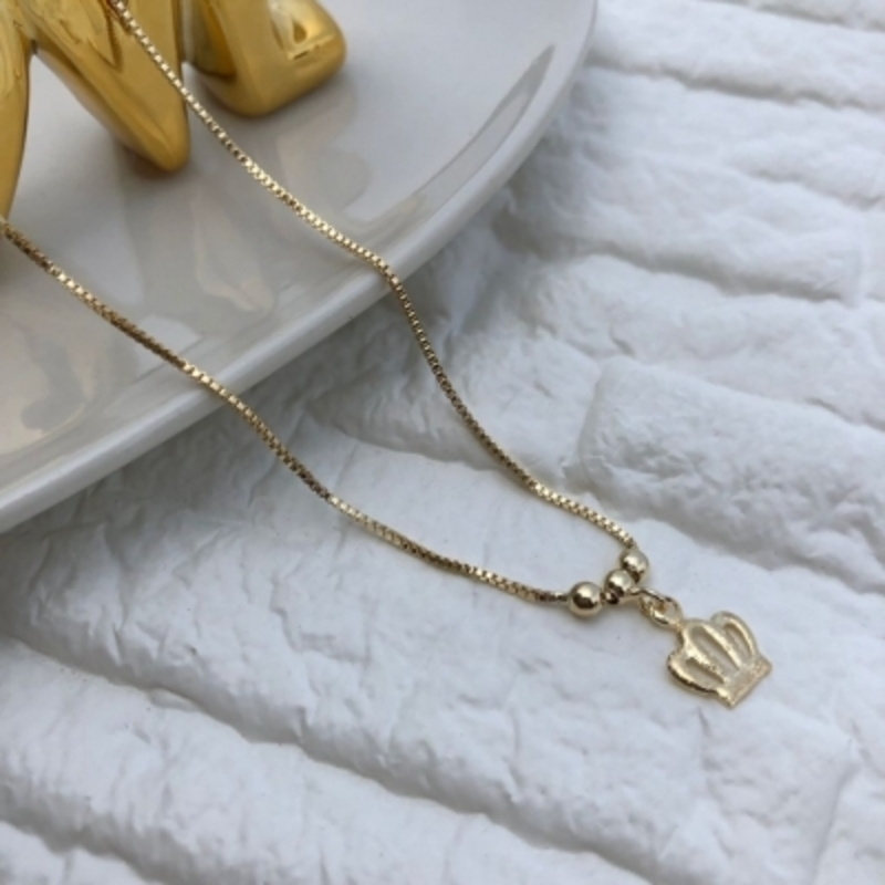 Tornozeleira com Pingente Coroa 23cm + 5cm Banhada a Ouro 18k