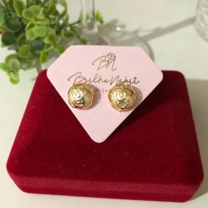 Brinco Rosa Pérola Banhado a Ouro 18k
