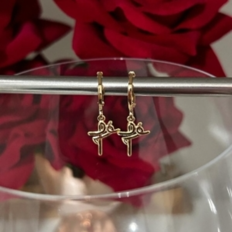 Brinco Argolinha com Pingente Fé Banhada a Ouro 18K