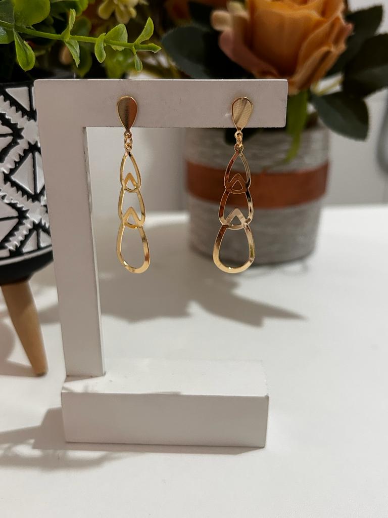 Brinco Gotas Vazadas Interlaçadas Banhado a Ouro 18k