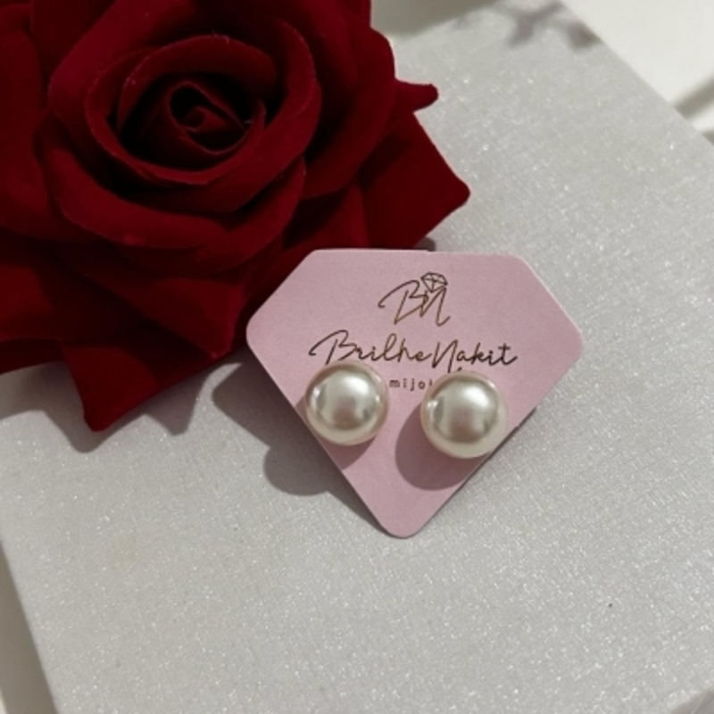 Brinco Pérola Achatada G Banhada a Ouro 18k