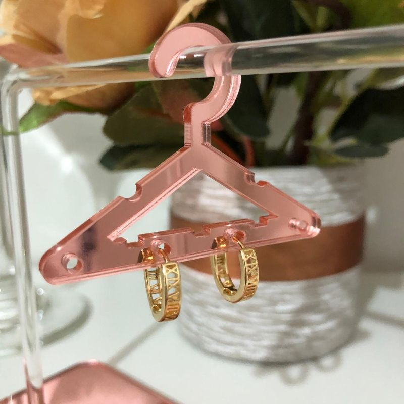 Brinco Argolinha Romanos Banhado a Ouro 18k