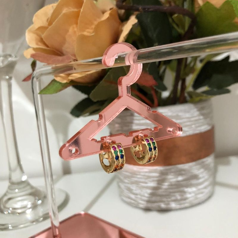 Brinco Argolinha Duas Fileiras Cravejadas em Zircônias Color P Banhada a Ouro 18k