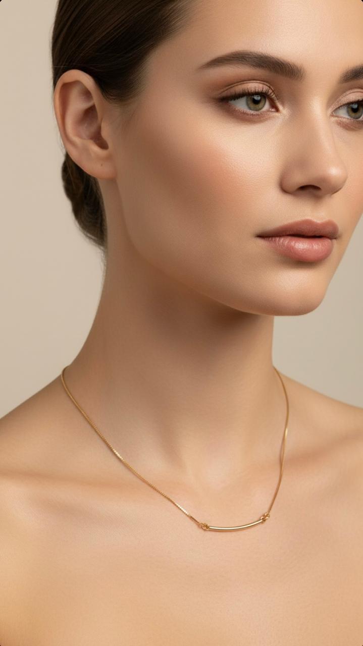 Colar com Detalhe Tubo 45cm + 5cm Banhado a Ouro 18k