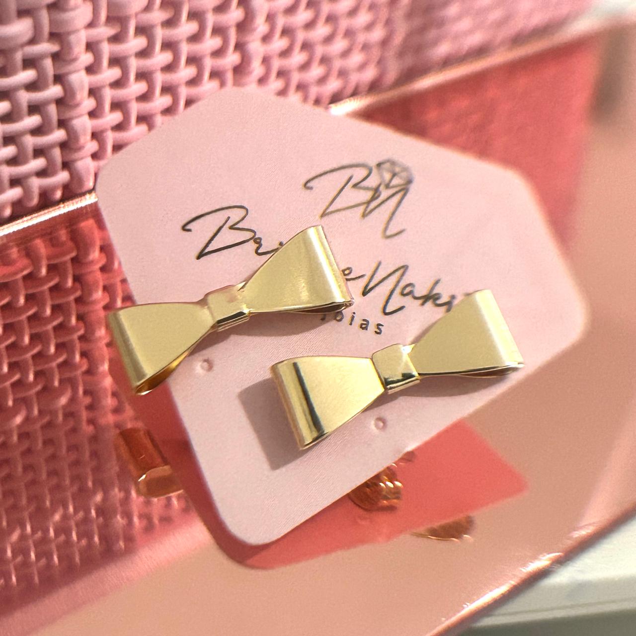 Brinco Laço Liso Banhado a Ouro 18k