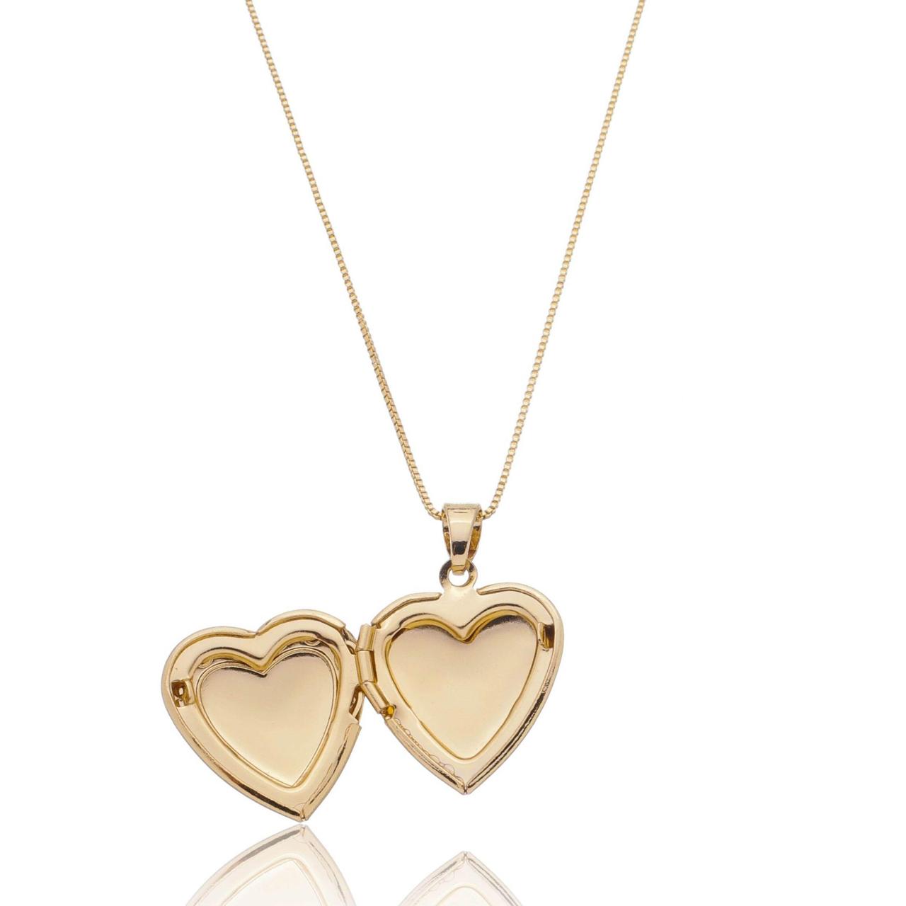 Colar Relicário Coração Trabalhado 50cm Banhado a Ouro 18k