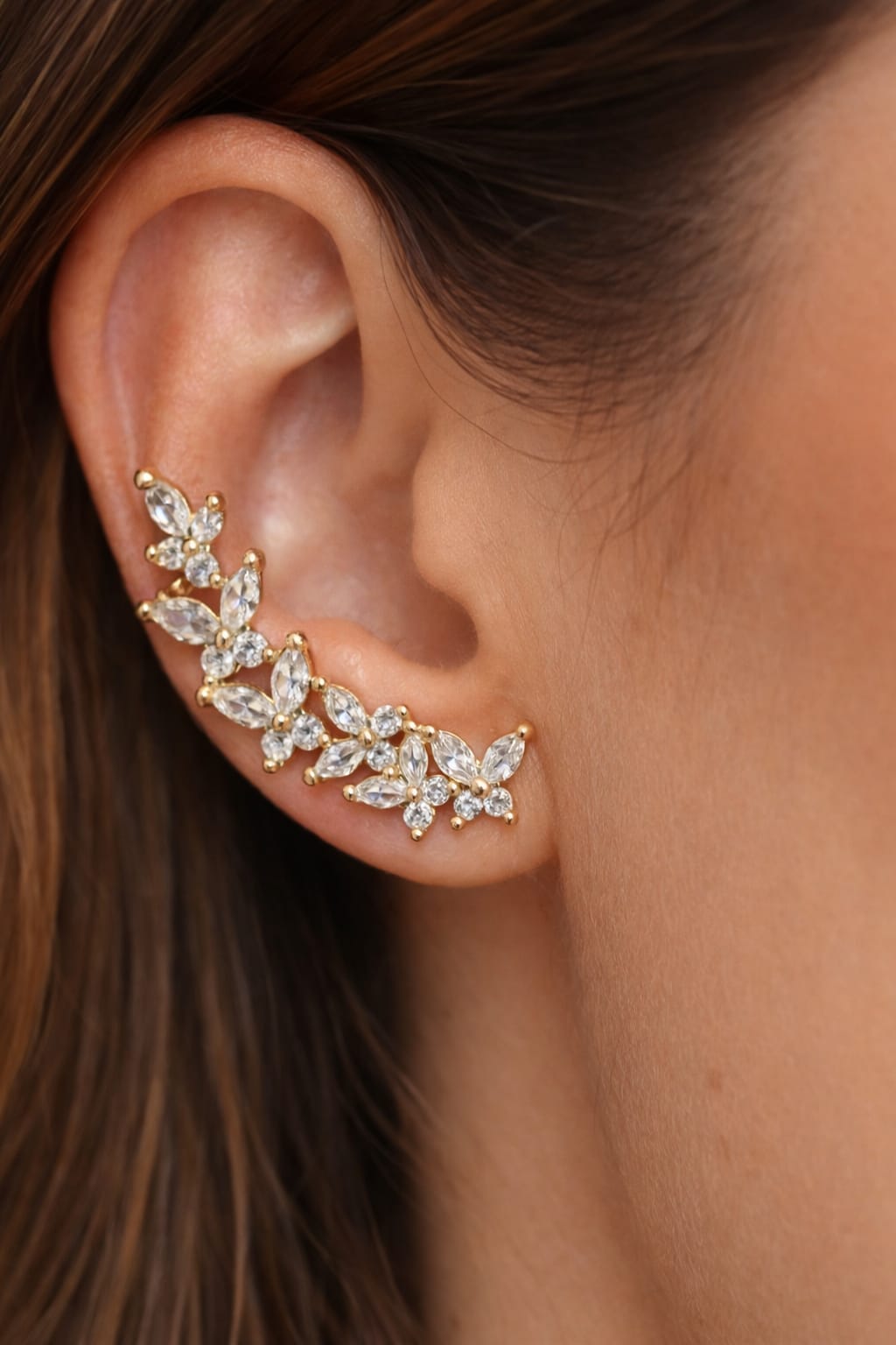 Brinco Ear Cuff Borboletas com Zircônias.