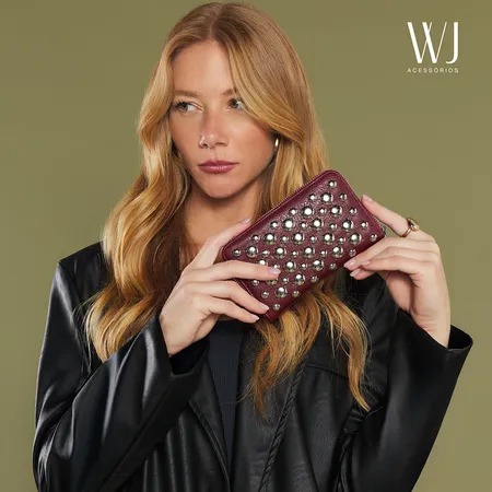 Carteira Media Vermelho Vinho Com Aplicacao Tachas