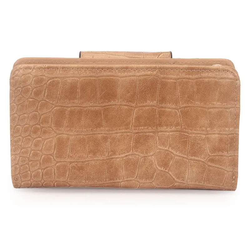 Carteira Média Croco com Fecho Caramelo