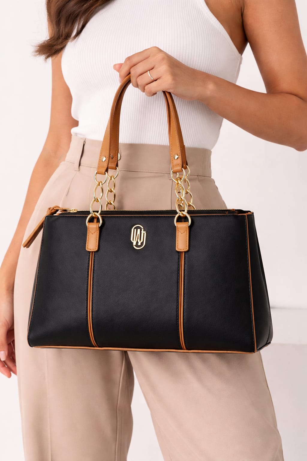 Bolsa Média WJ Elegance Bicolor  Preta com Marrom.