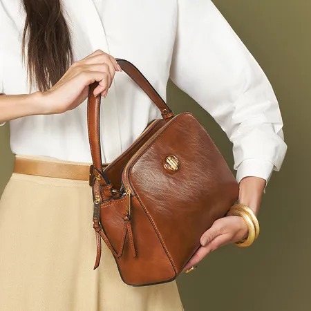 Bolsa Transversal Média WJ Marrom Caramelo