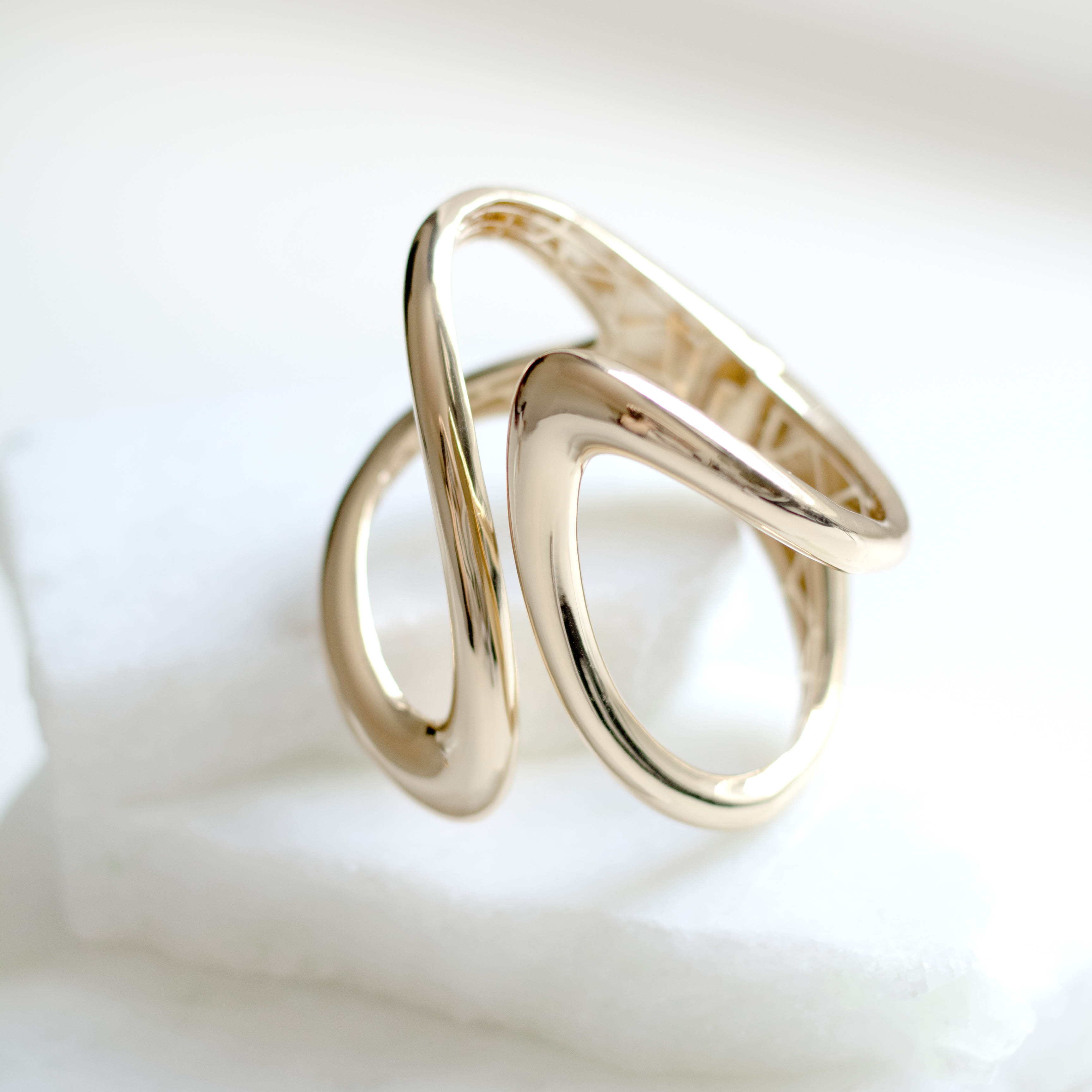 Bracelete Maxi Liso  Banhado a Ouro 18k