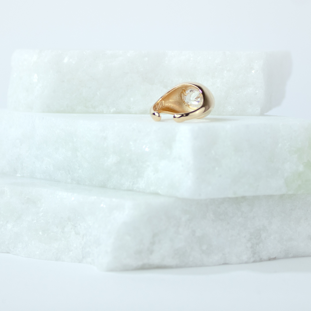 Anel de Dedinho Oval com Zircônia Banhado a Ouro 18k