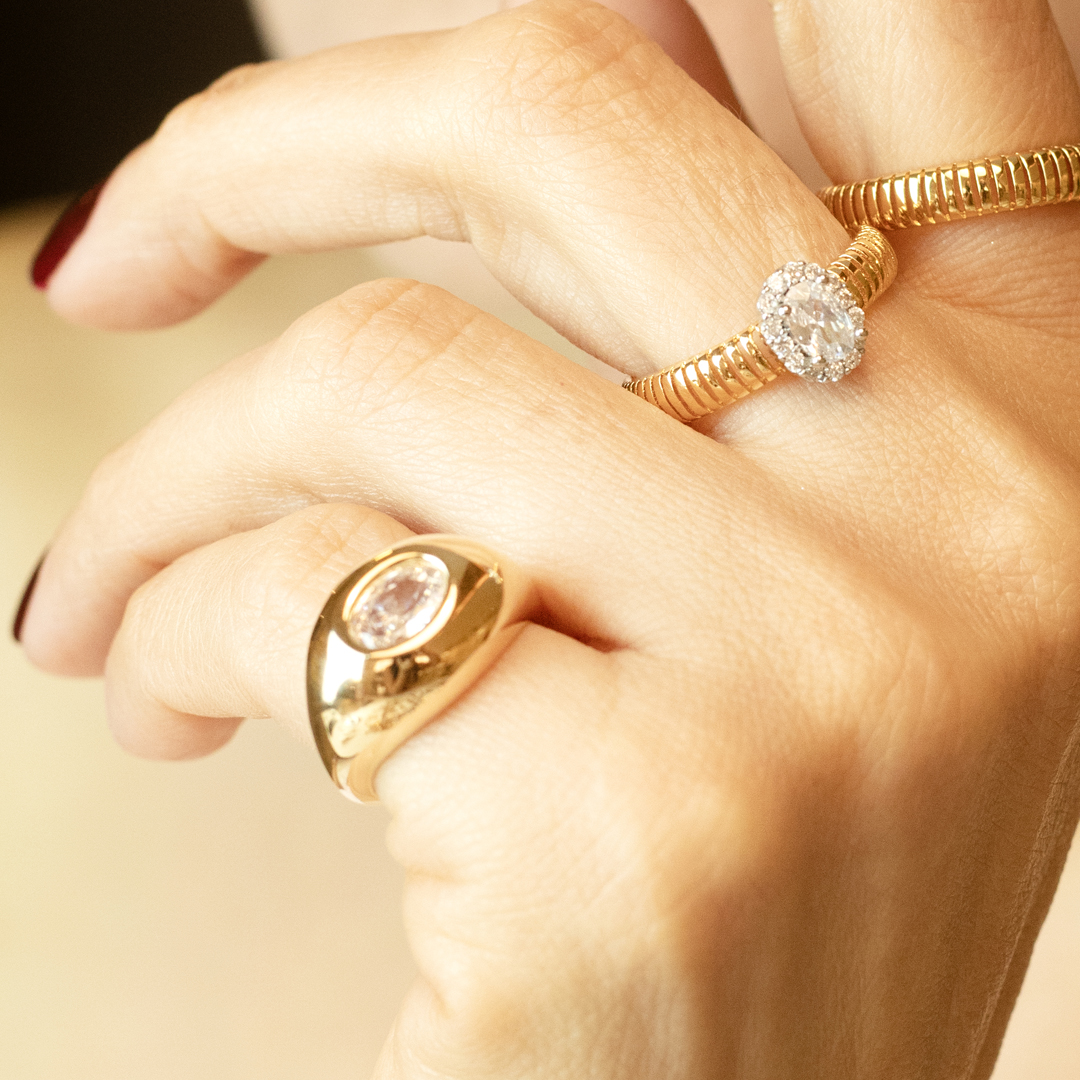 Anel de Dedinho Oval com Zircônia Banhado a Ouro 18k