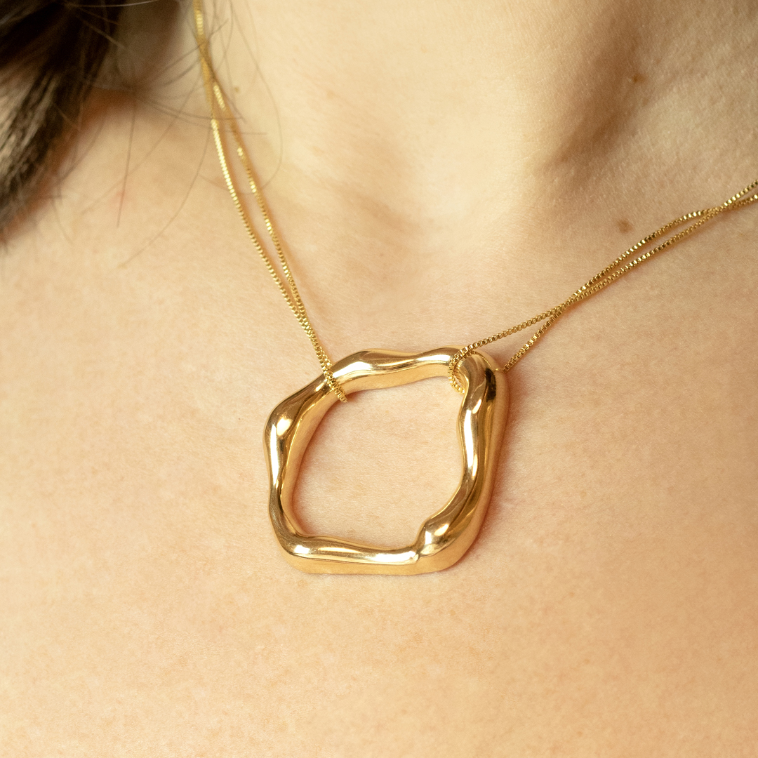 Colar Orgânico Vazado Banhado a Ouro 18k