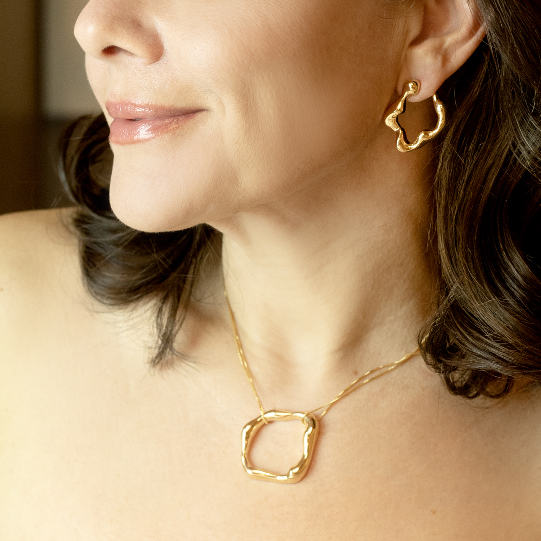 Colar Orgânico Vazado Banhado a Ouro 18k
