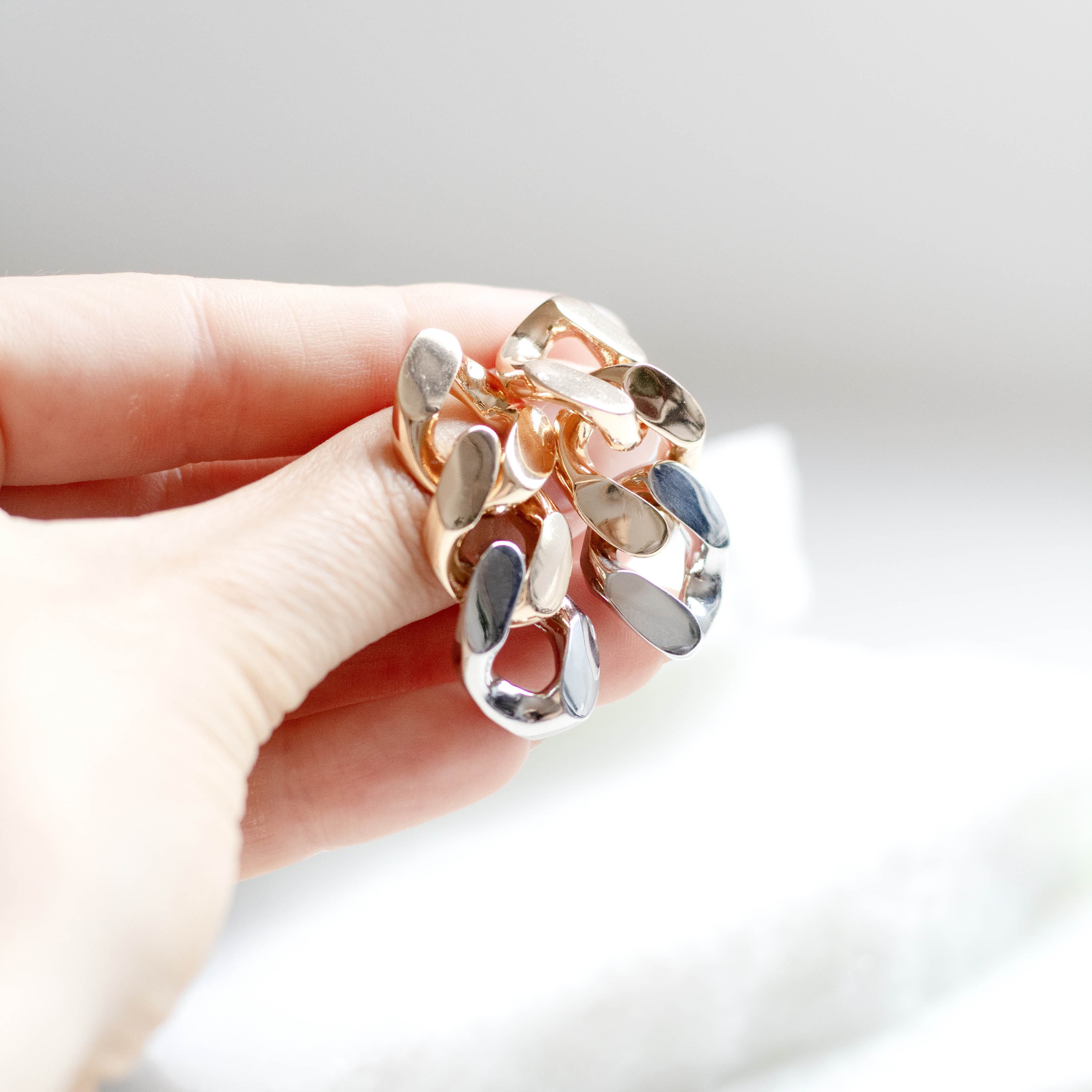 Brinco Elos 2 Banhos Liso Banhado a Ouro 18k