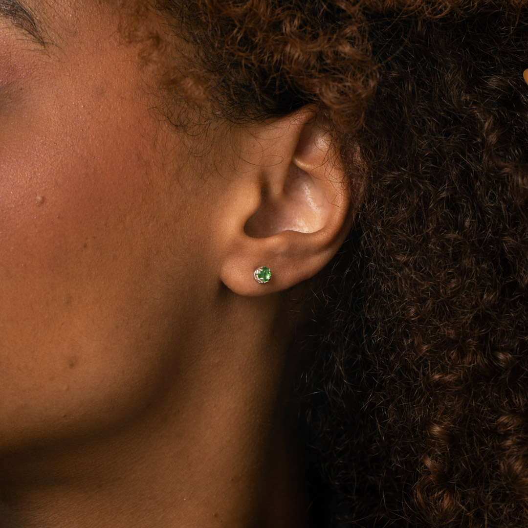 BRINCO EAR CUFF COM ZIRCONIA COLORS - BANHADO A PRATA 925