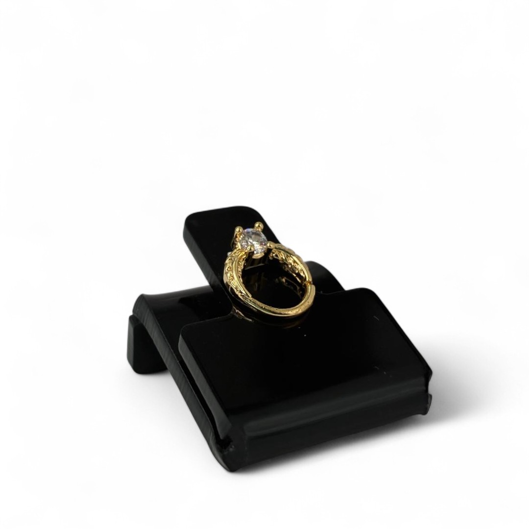 PIERCING SEPTO ZIRCONIA DETALHE FOLHA - BANHADO A OURO 18K PIERCING SEPTO ZIRCONIA DETALHE FOLHA - BANHADO A OURO 18K