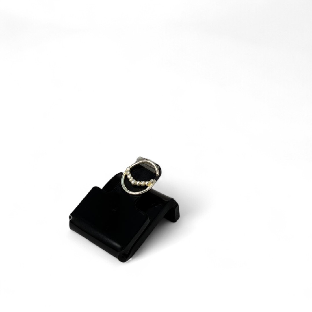 PIERCING REDONDO COM BOLINHAS 8MM -PRATA 925