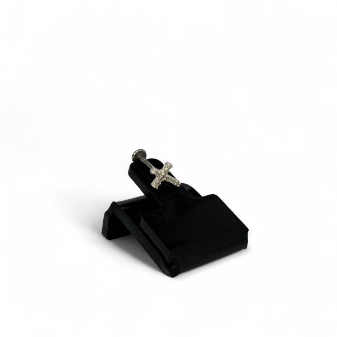 PIERCING PINO CRUZ CRAVEJADA 9MM -PRATA 925