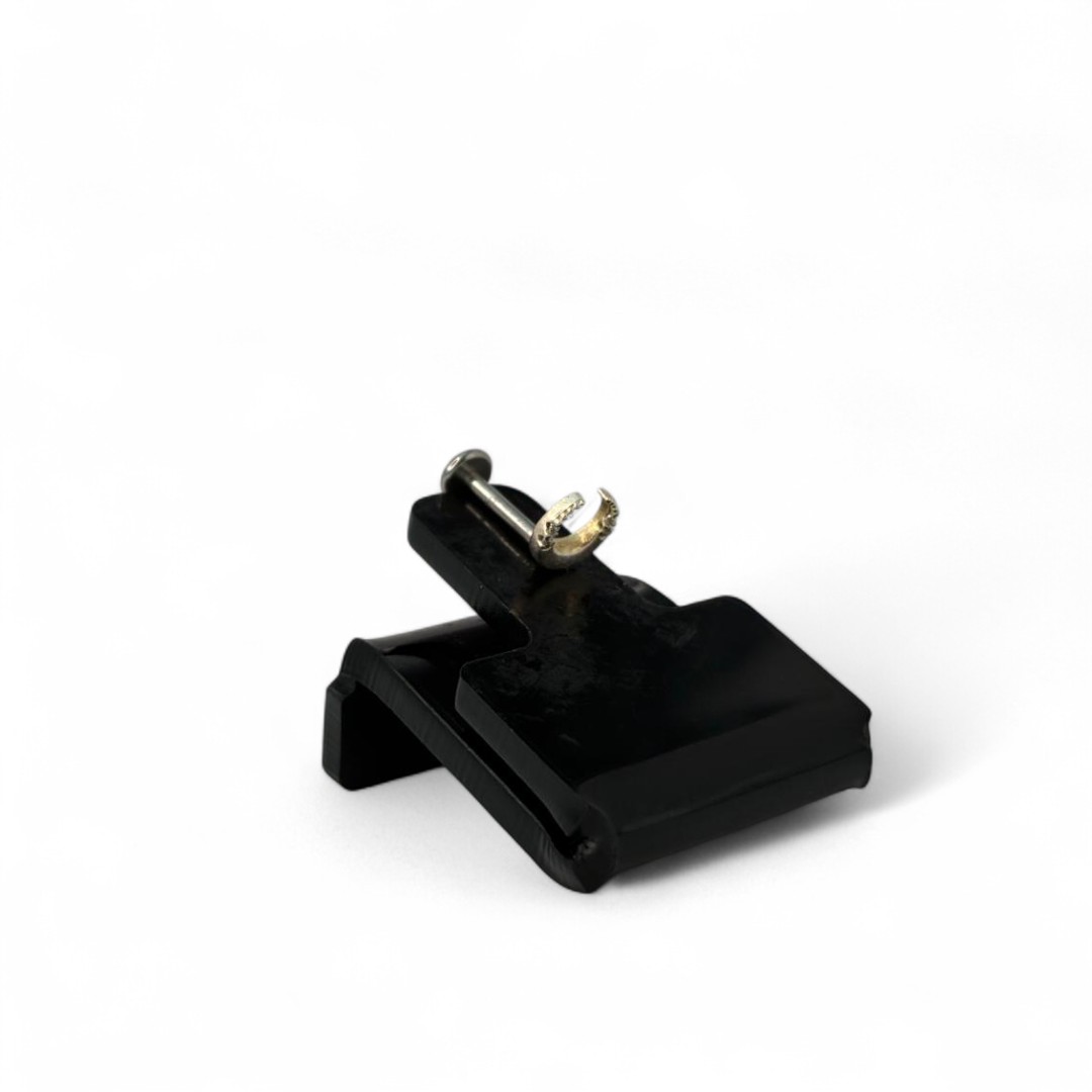 PIERCING PINO LUA COM ZIRCONIA CRISTAL 9MM -PRATA 925