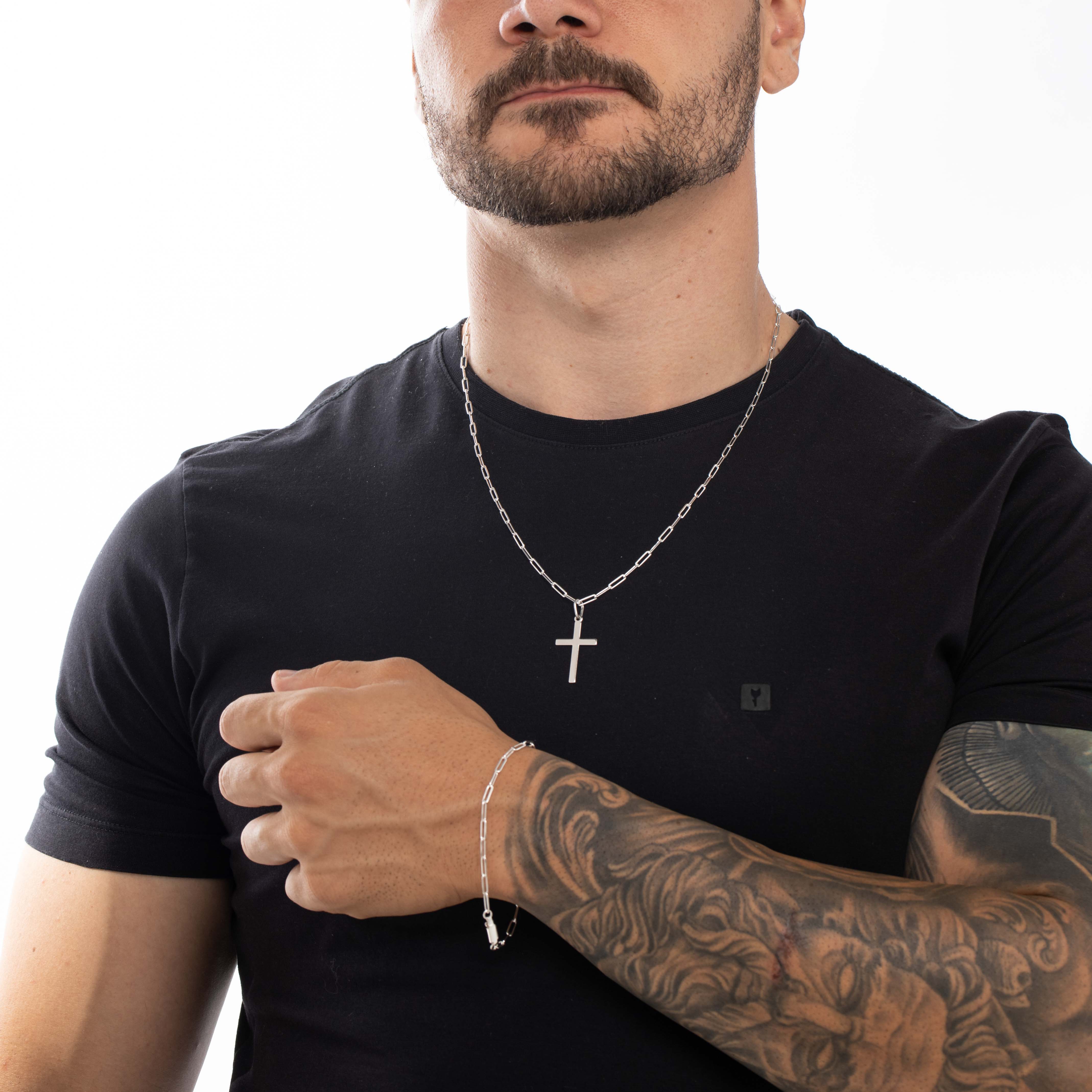 PINGENTE CRUZ CHEIA LISA MÉDIA - BANHADO A PRATA 925