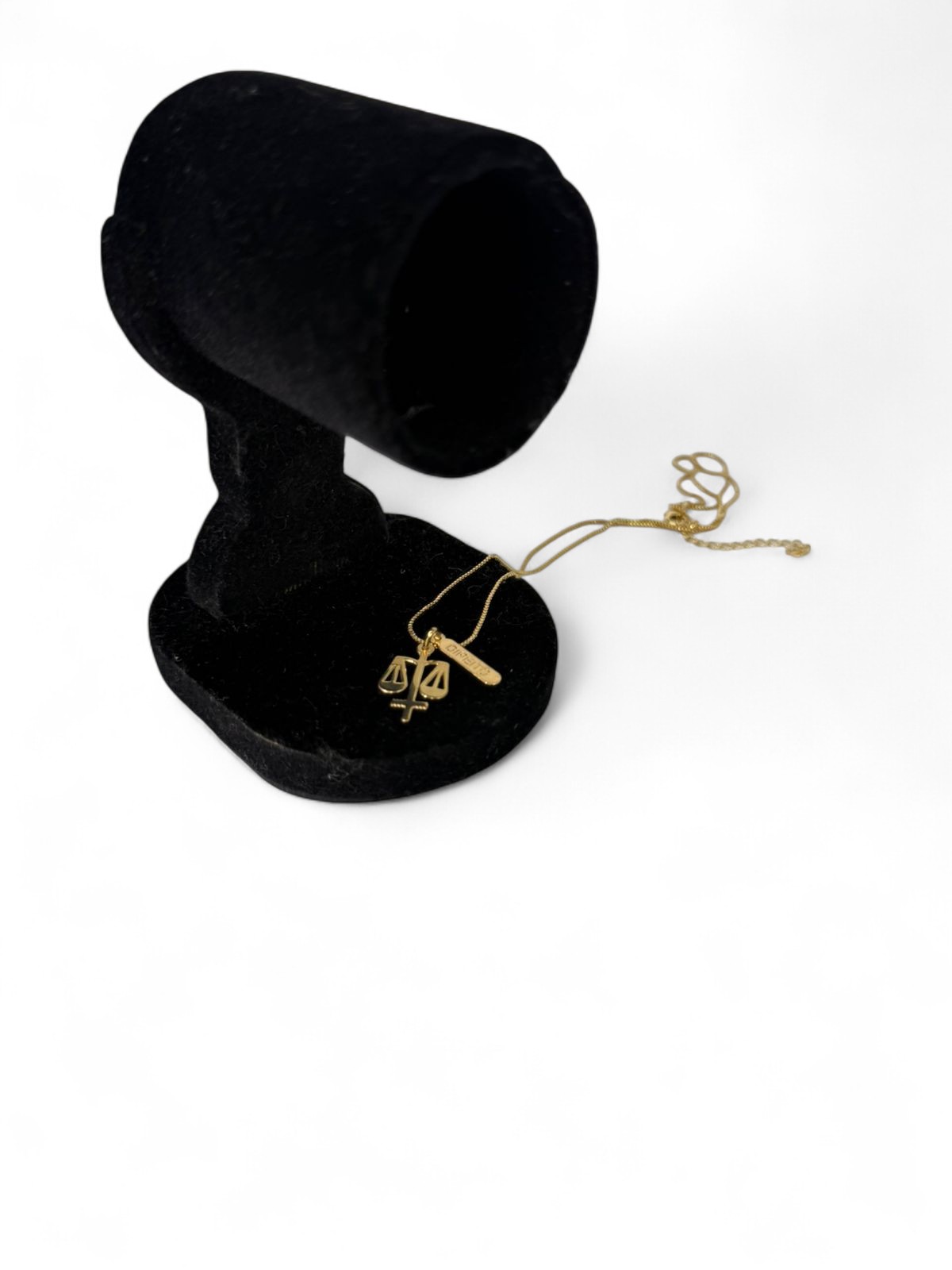 CORRENTE VENEZIANA PROFISSÃO DIREITO-  BANHADO A OURO 18K