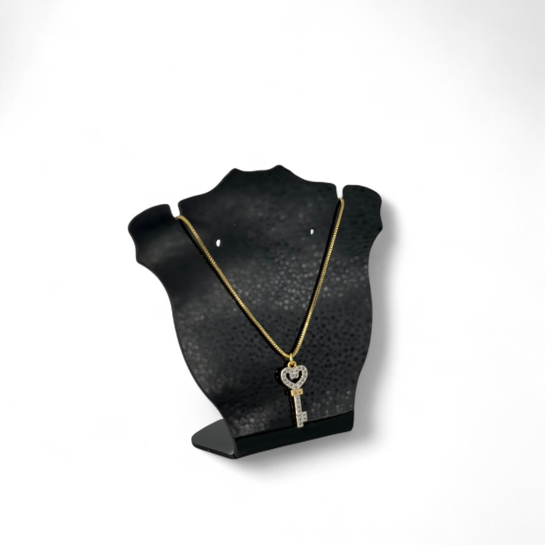 CORRENTE VENEZIANA COM CHAVE CRAVEJADA EM MICRO ZIRCONIA CRISTAL E EXTENSOR - BANHADO A OURO 18K